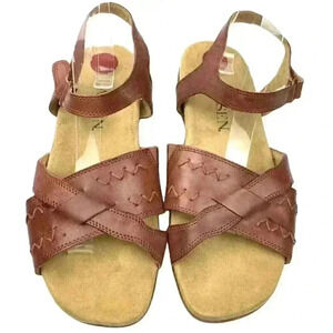 Lassen womens sandals size 41 brown leather sticky strap walking outdoors